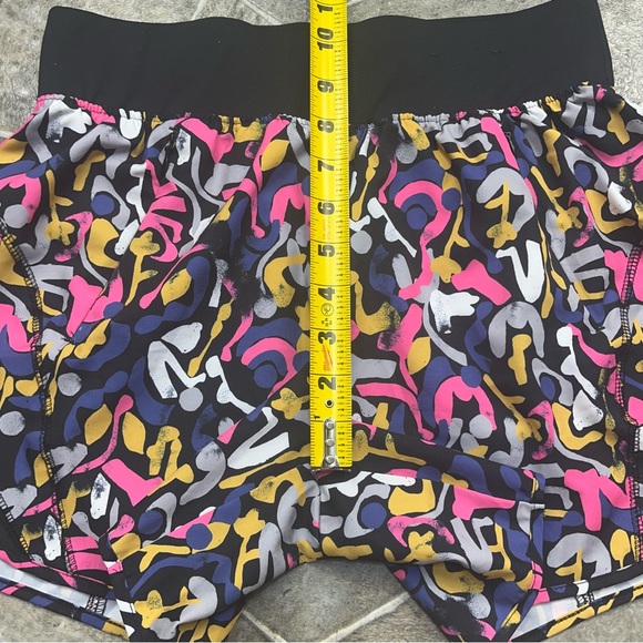 TEK Gear Workout Gear Multi-Purpose Workout Shorts - Picture 7 of 9